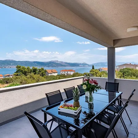 Rozarija Holiday home *