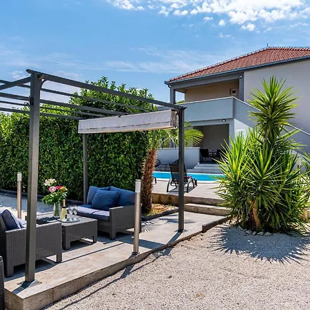 Holiday home Rozarija