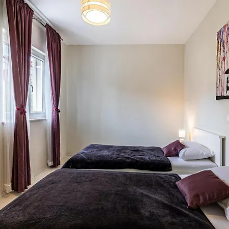 Rozarija Holiday home